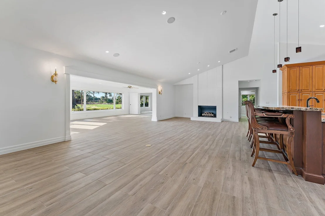 Photo of 209 Fairway W