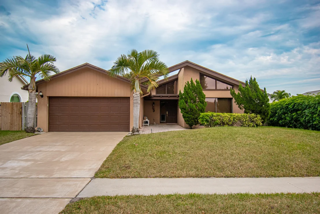 Photo of 21566 Arbor Way