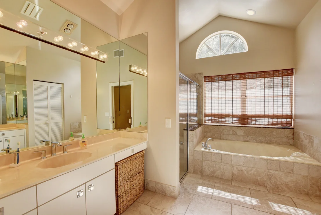 Photo of 2360 Rabbit Hollowe Circle