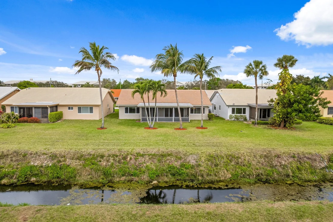 Photo of 6230 Petaluma Drive
