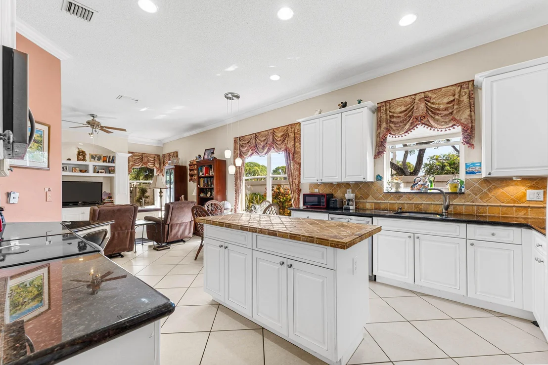 Photo of 6529 Jog Estates Lane