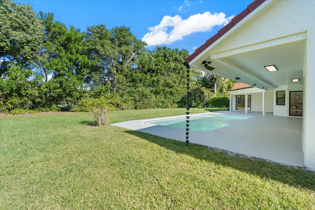 Photo of 4543 Gleneagles Drive
