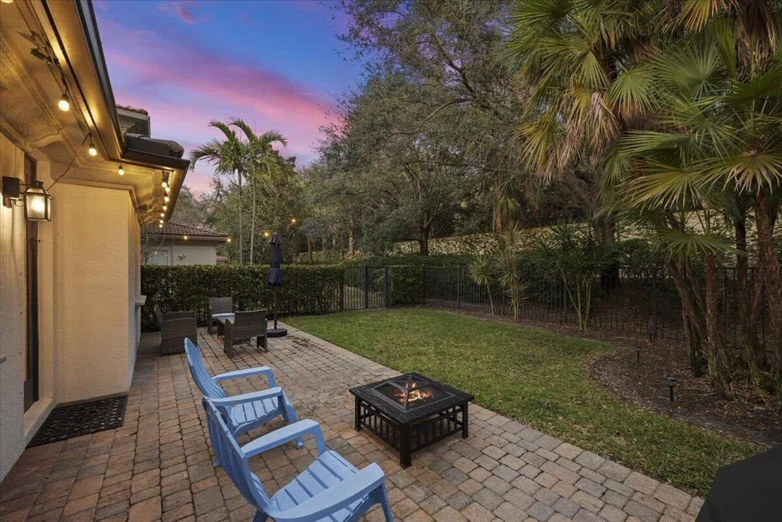 Photo of 627 Castle Drive