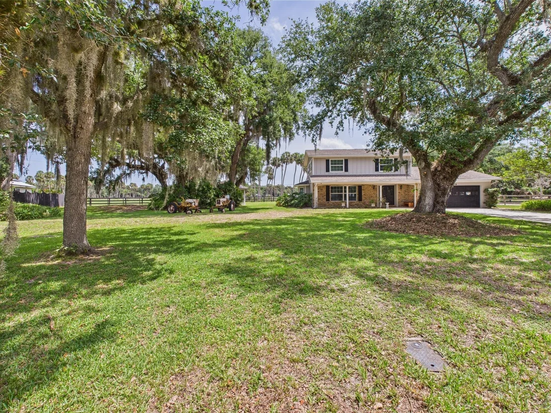 Photo of 2045 SW 18th Lane