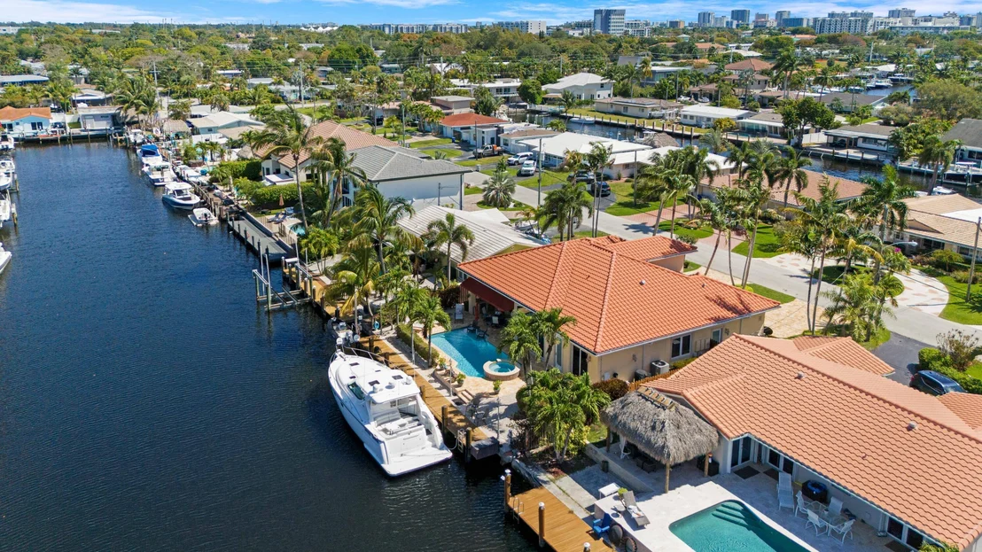 Photo of 371 SE 15th Avenue