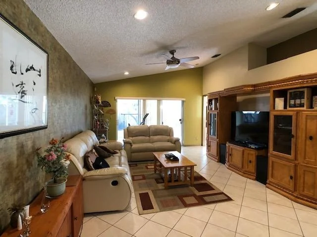 Photo of 3618 Chesapeake Circle