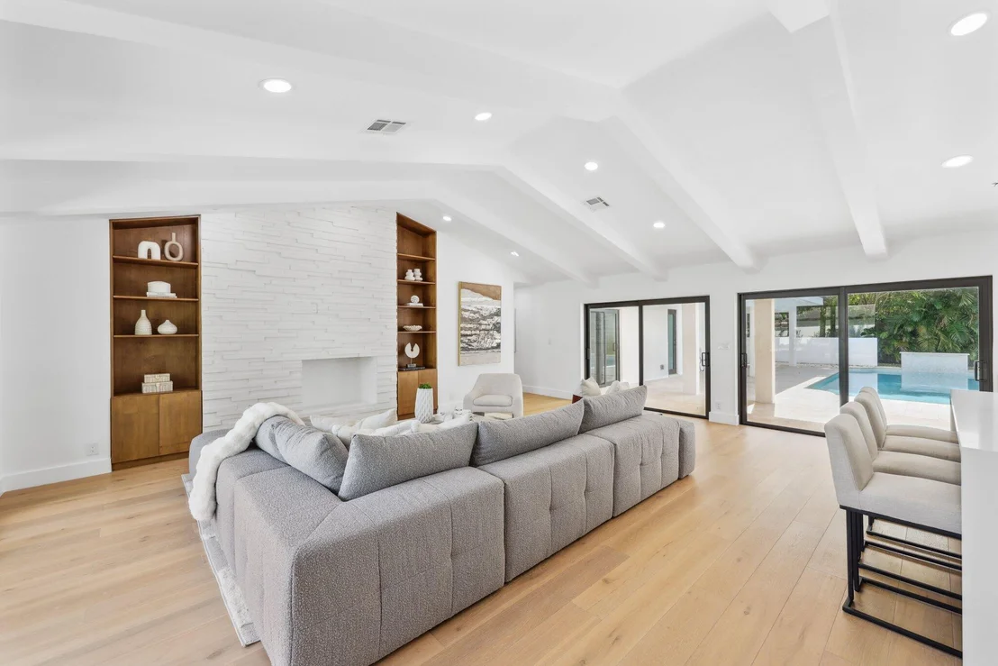 Photo of 6794 Giralda Circle