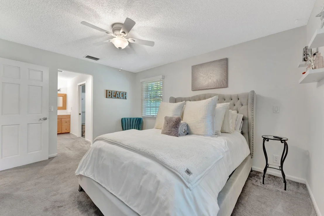 Photo of 12750 Oak Arbor Drive