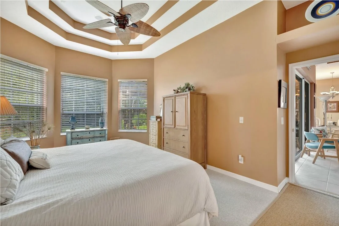 Photo of 56 Winghaven Lane
