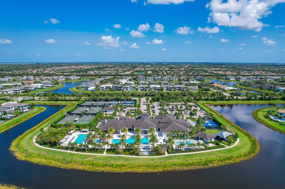 Photo of 17401 Santaluce Manor