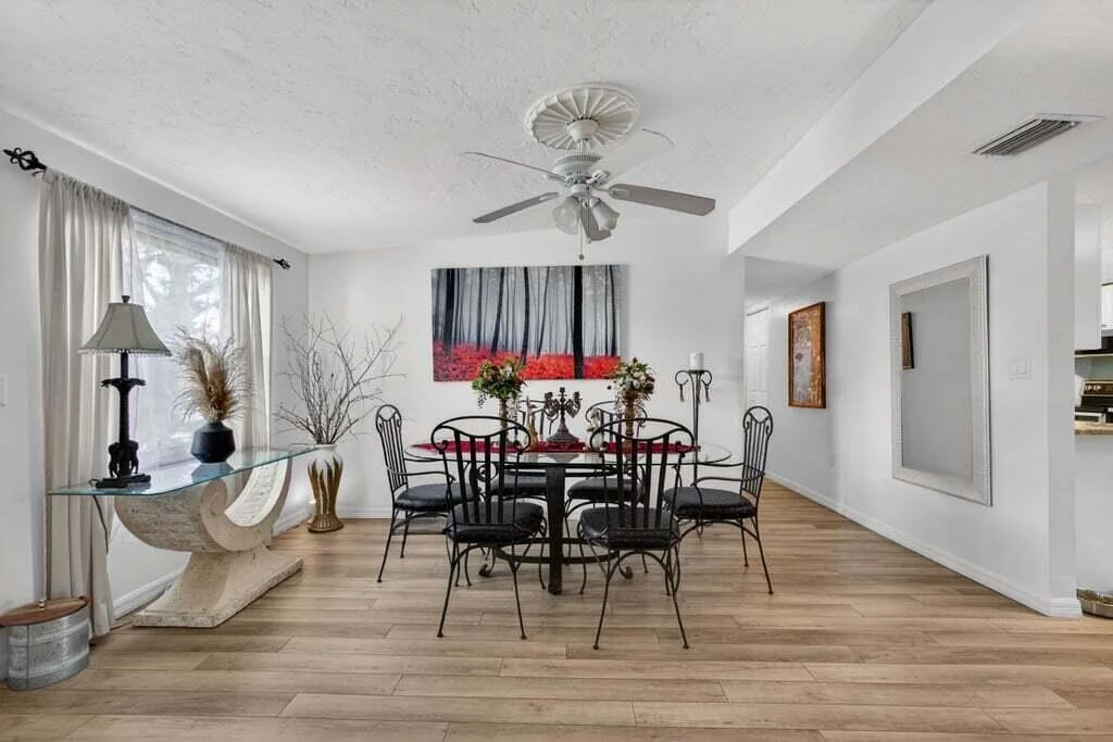 Photo of 3740 Dunes Road