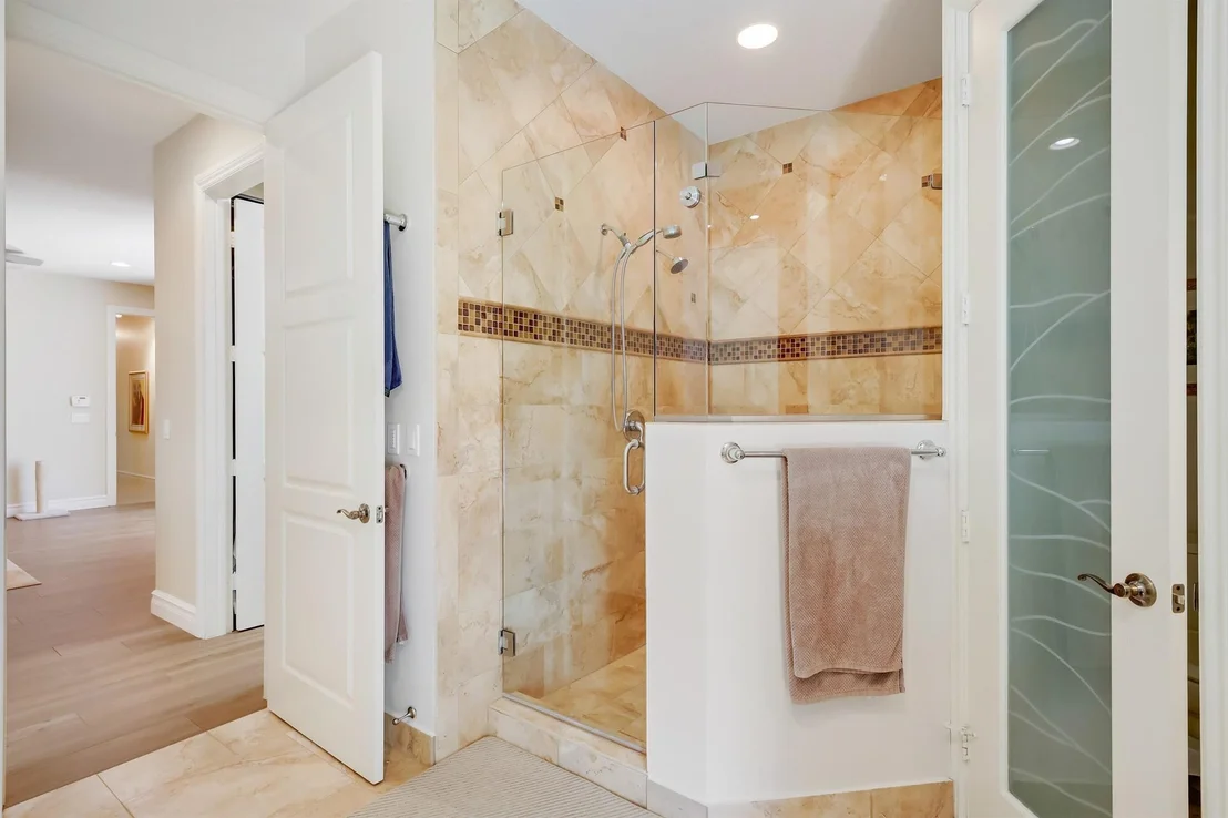Photo of 391 Glenbrook Drive