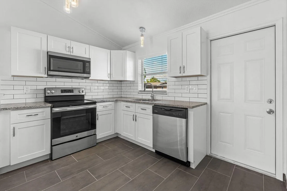 Photo of 929 SE Forrest Park Drive