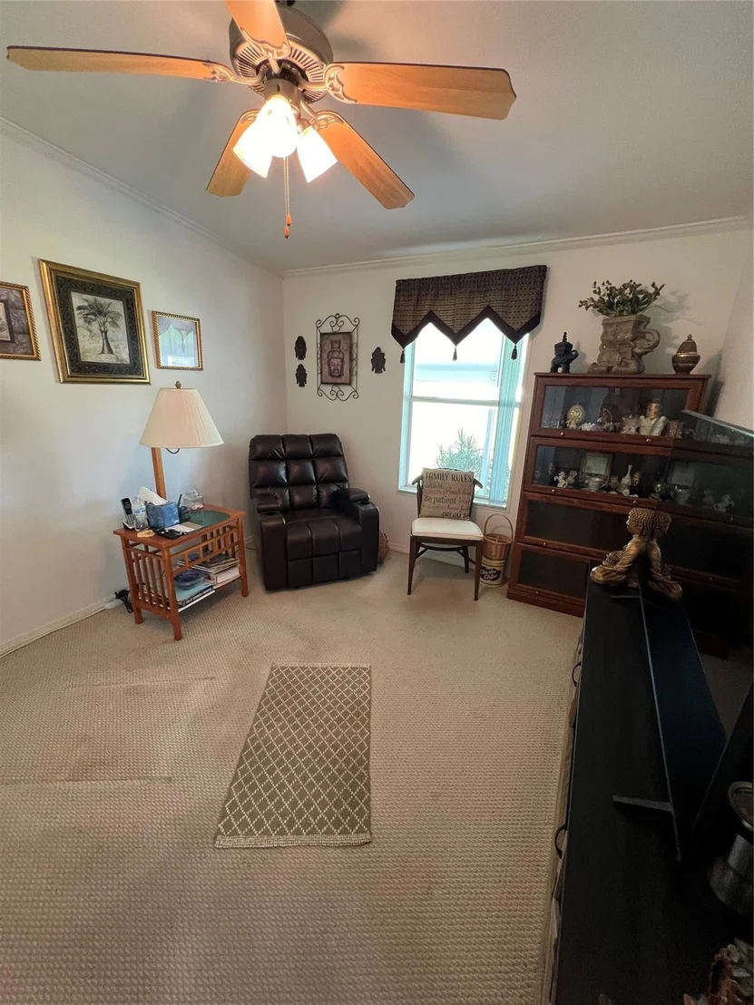 Photo of 4401 SW 10th Way