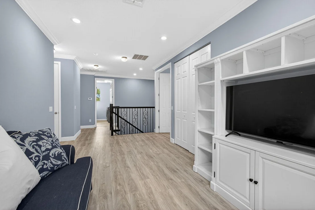 Photo of 9583 Phipps Lane