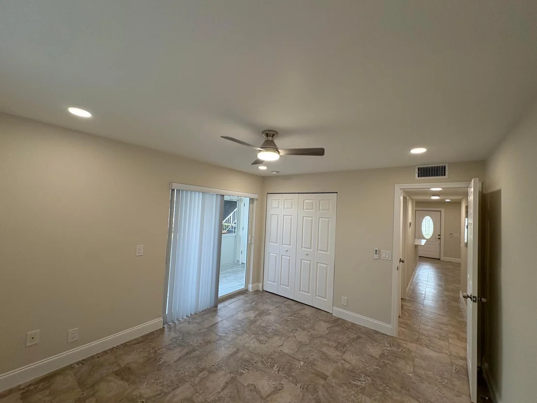 Photo of Unit 883 at 883 Normandy Lane