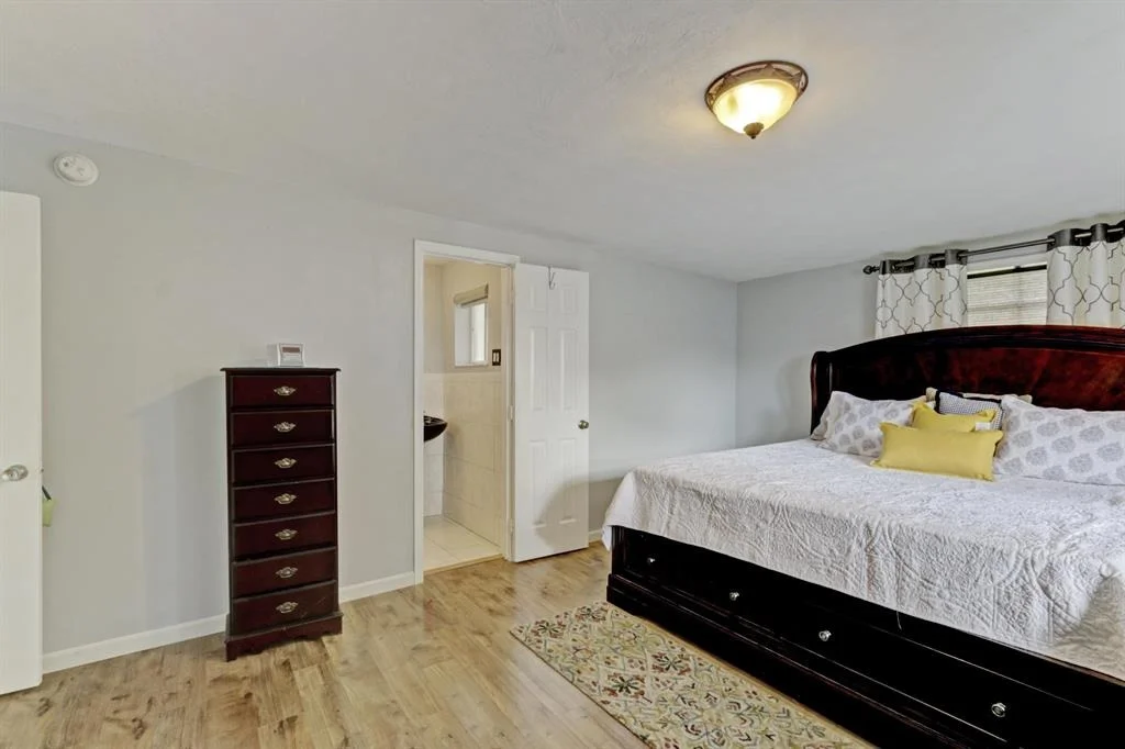 Photo of 822 Burch Drive