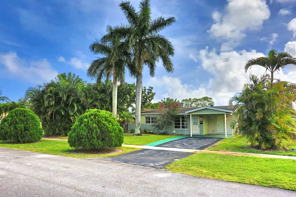 Photo of 2622 Acklins Road