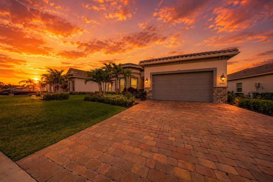 Photo of 10562 Northbrook Circle