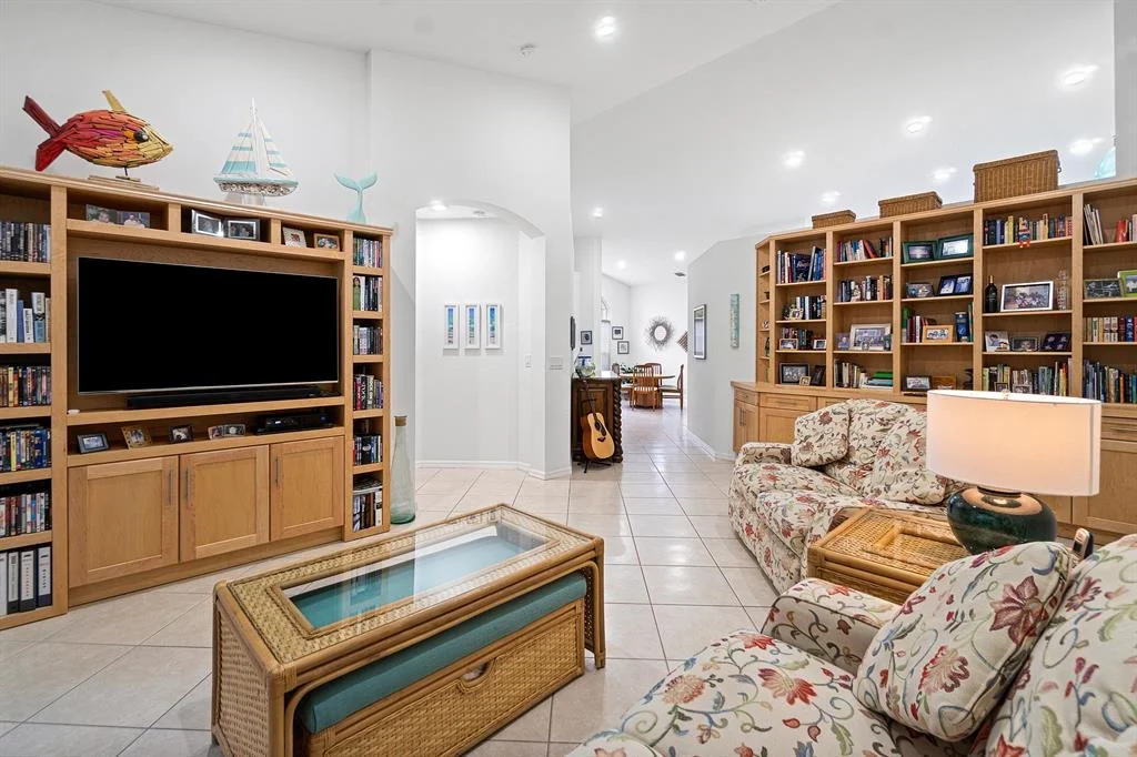 Photo of 15209 Ixora Road
