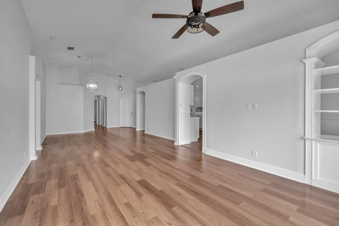 Photo of 5997 Las Colinas Circle