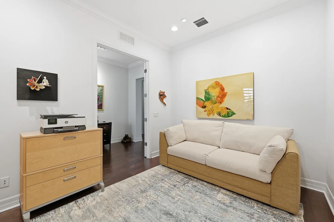 Photo of 1358 Community Drive