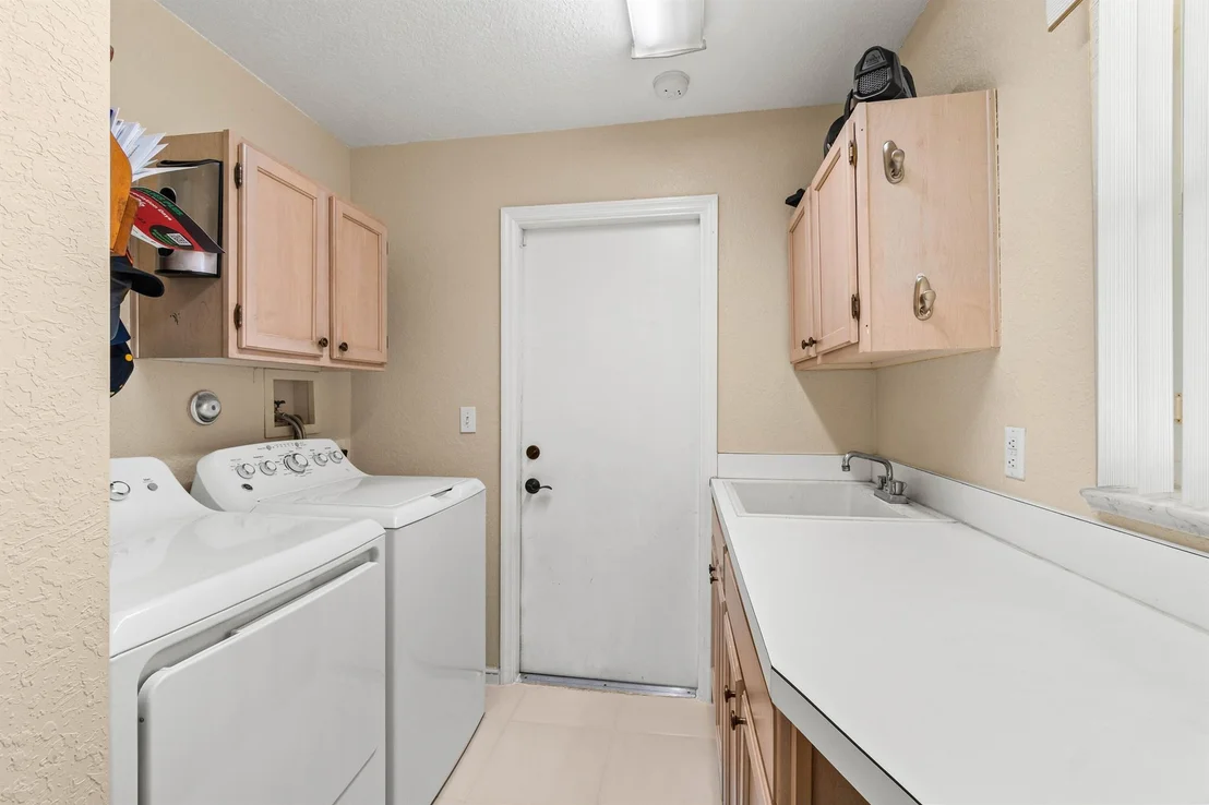 Photo of 5561 Grande Palm Circle