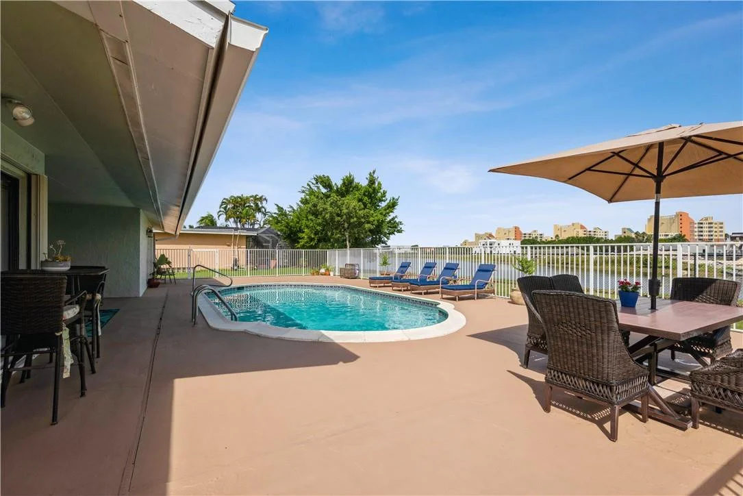 Photo of 16683 Golfview Drive
