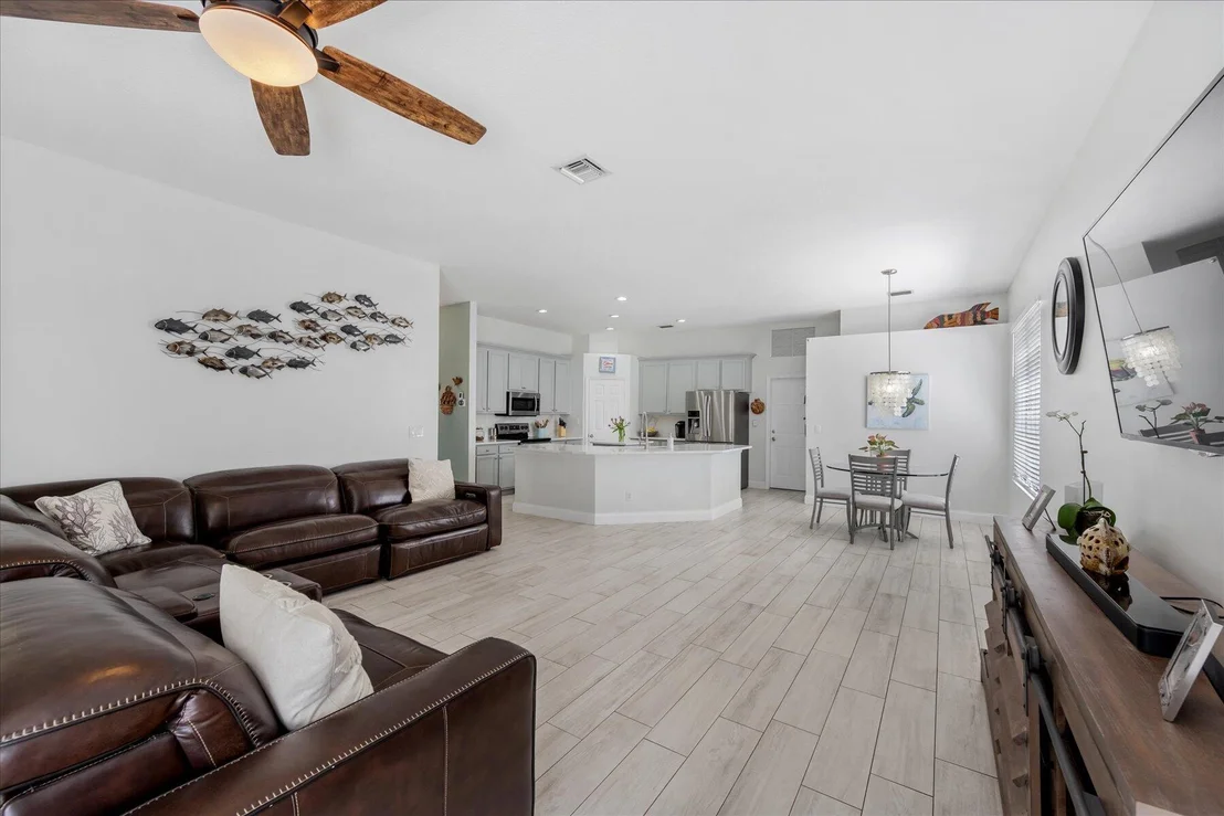 Photo of 938 Marlin Drive