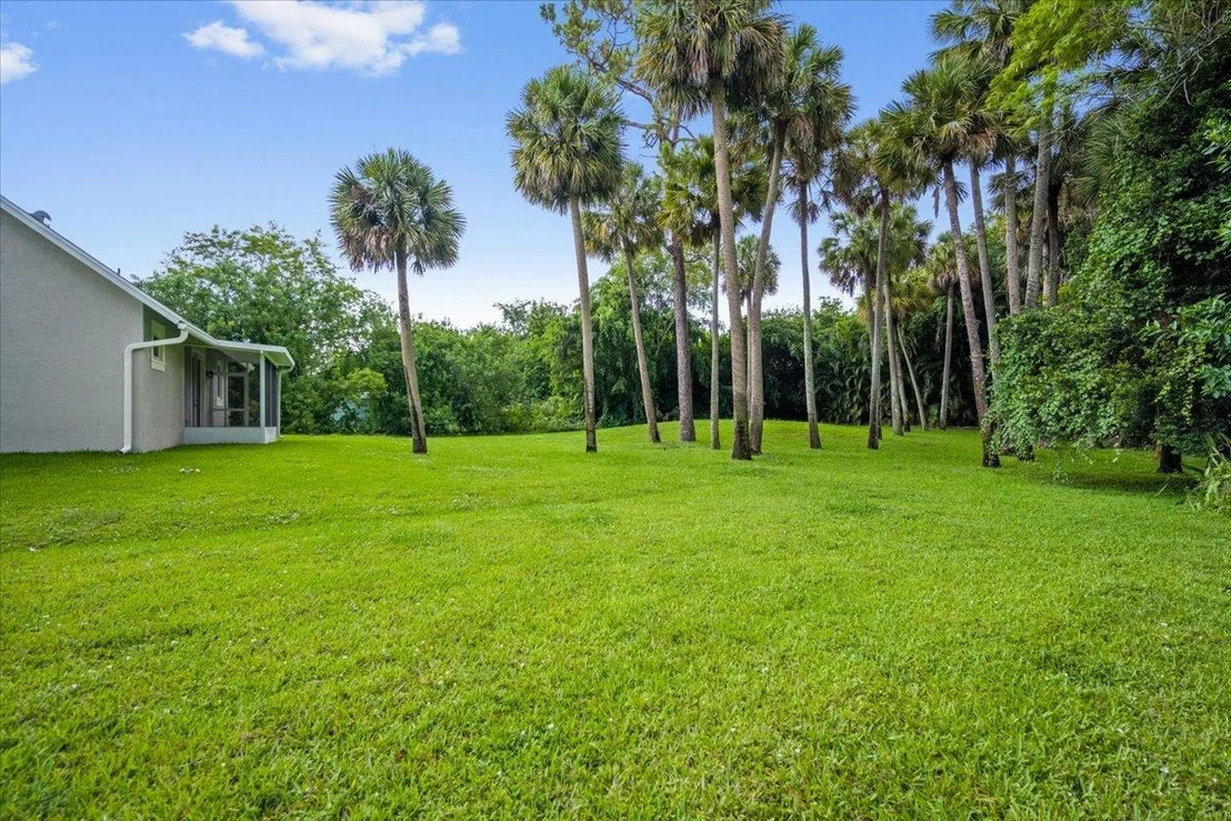Photo of 12111 Areaca Drive