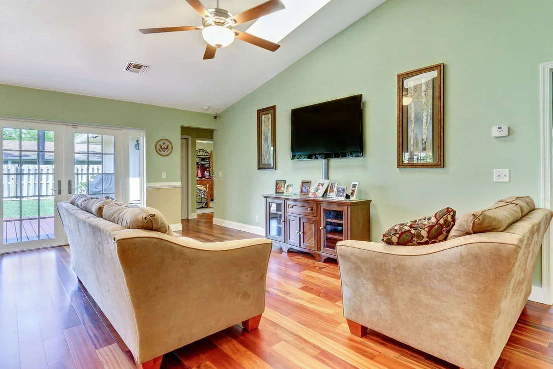 Photo of 780 Juniper Place