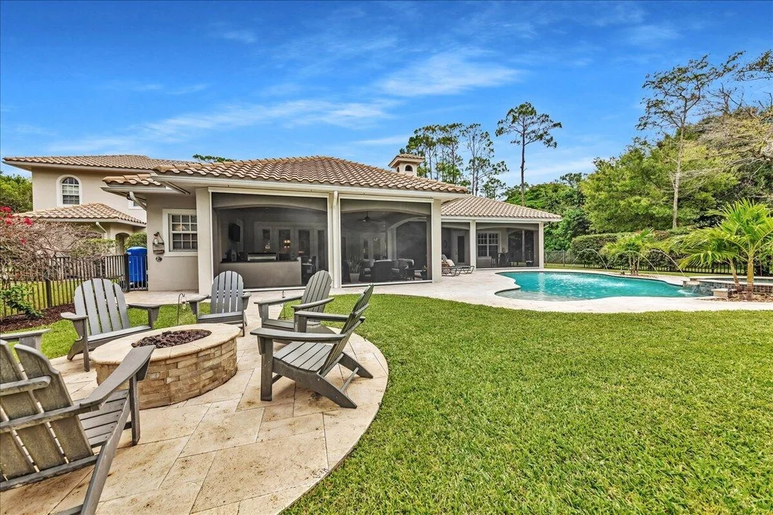 Photo of 378 Squire Drive
