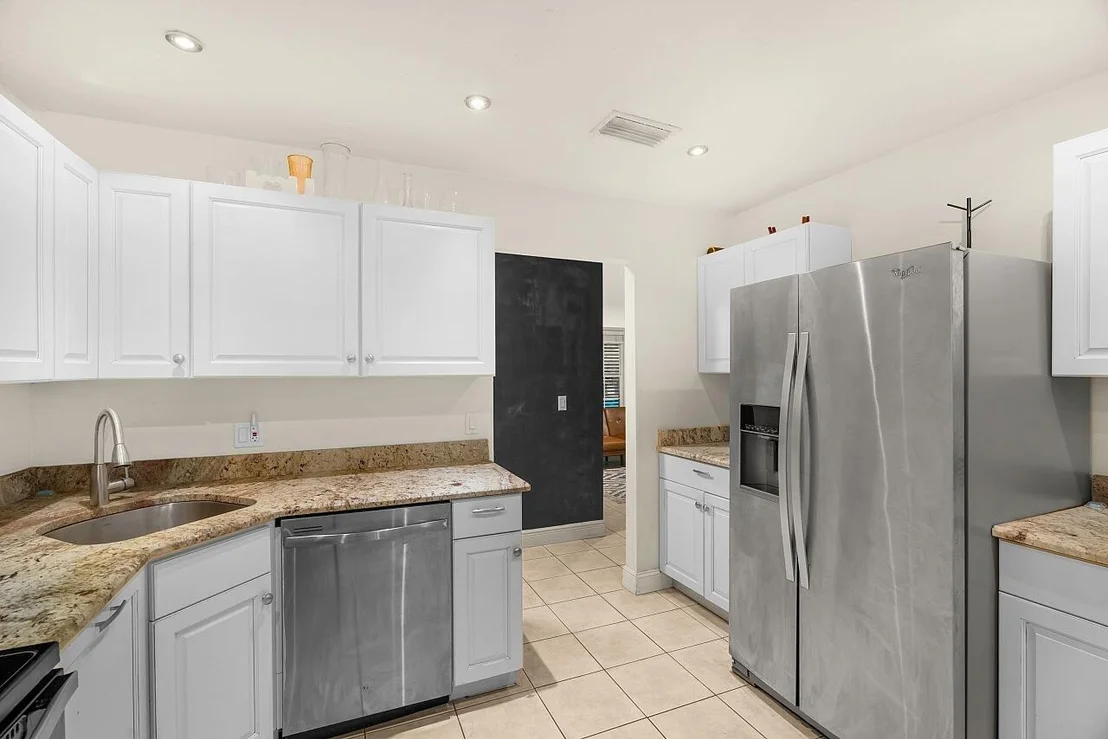 Photo of 722 24th Square