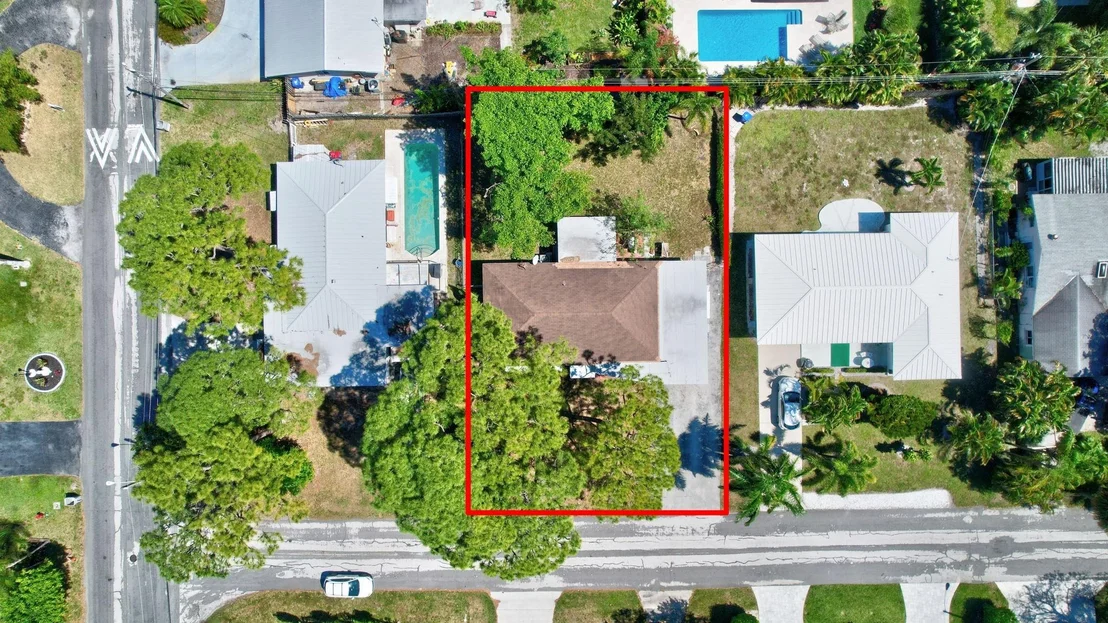 Photo of 810 SE 1st Avenue