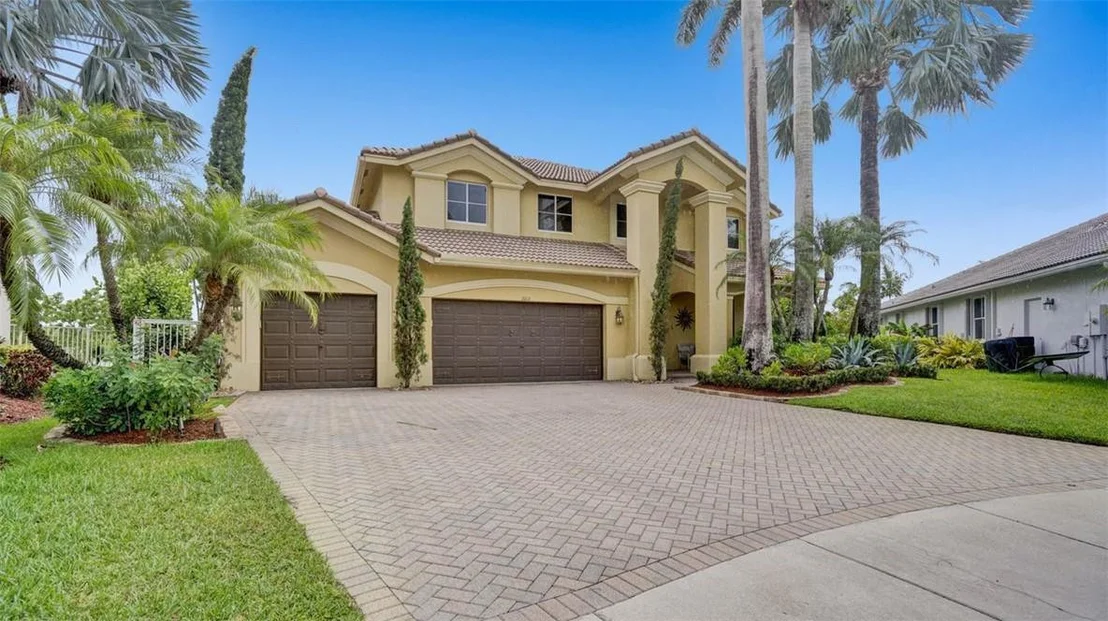 Photo of 2102 Quail Roost Drive