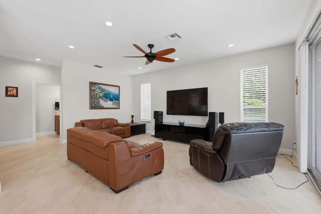 Photo of 10592 PLAINVIEW Circle