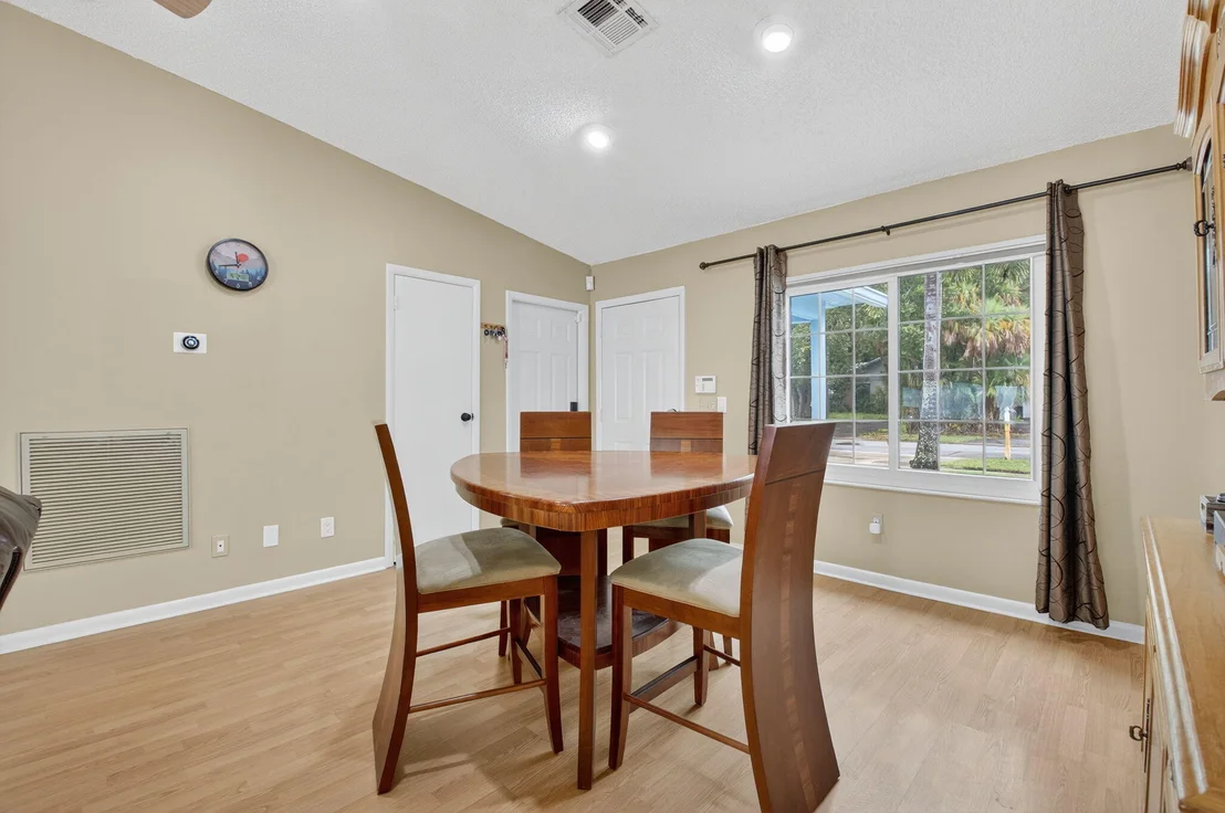 Photo of 9286 Longmeadow Circle