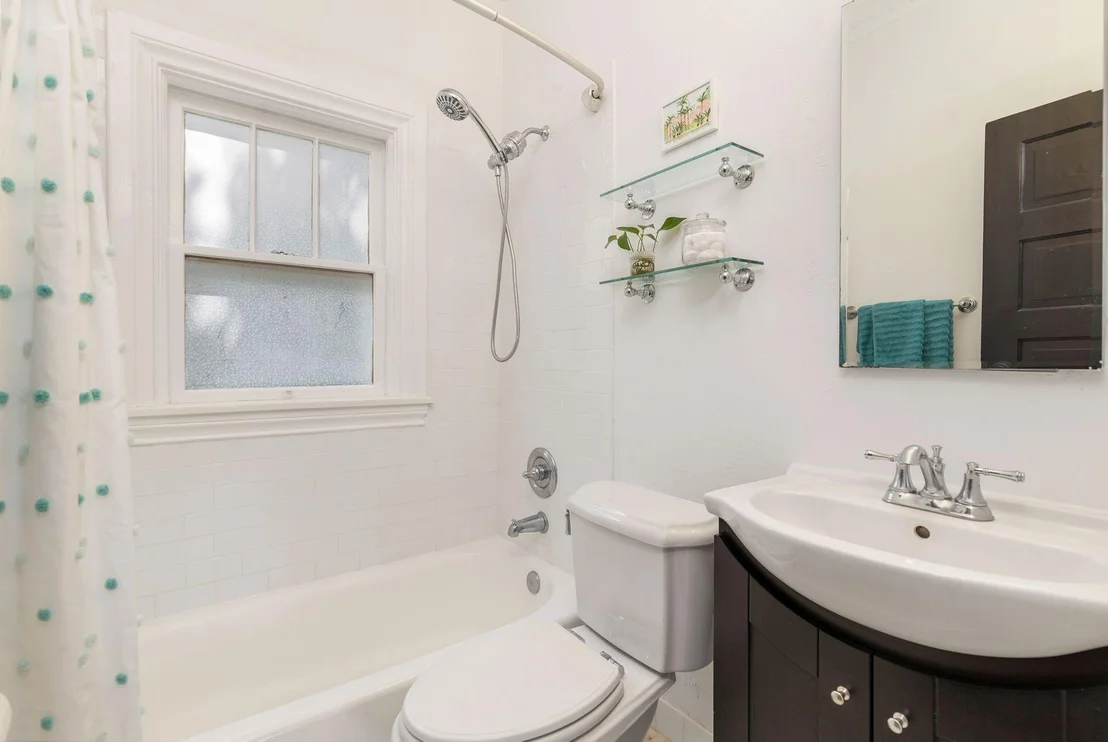 Photo of 812 Upland Road