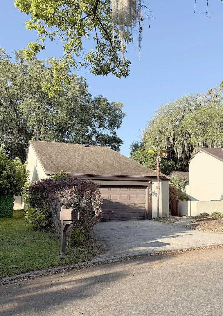 Photo of 7962 Linkside Drive
