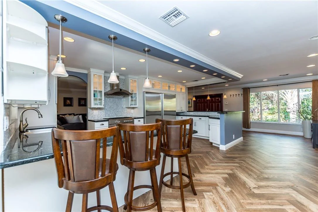 Photo of 3901 NE 25th Avenue