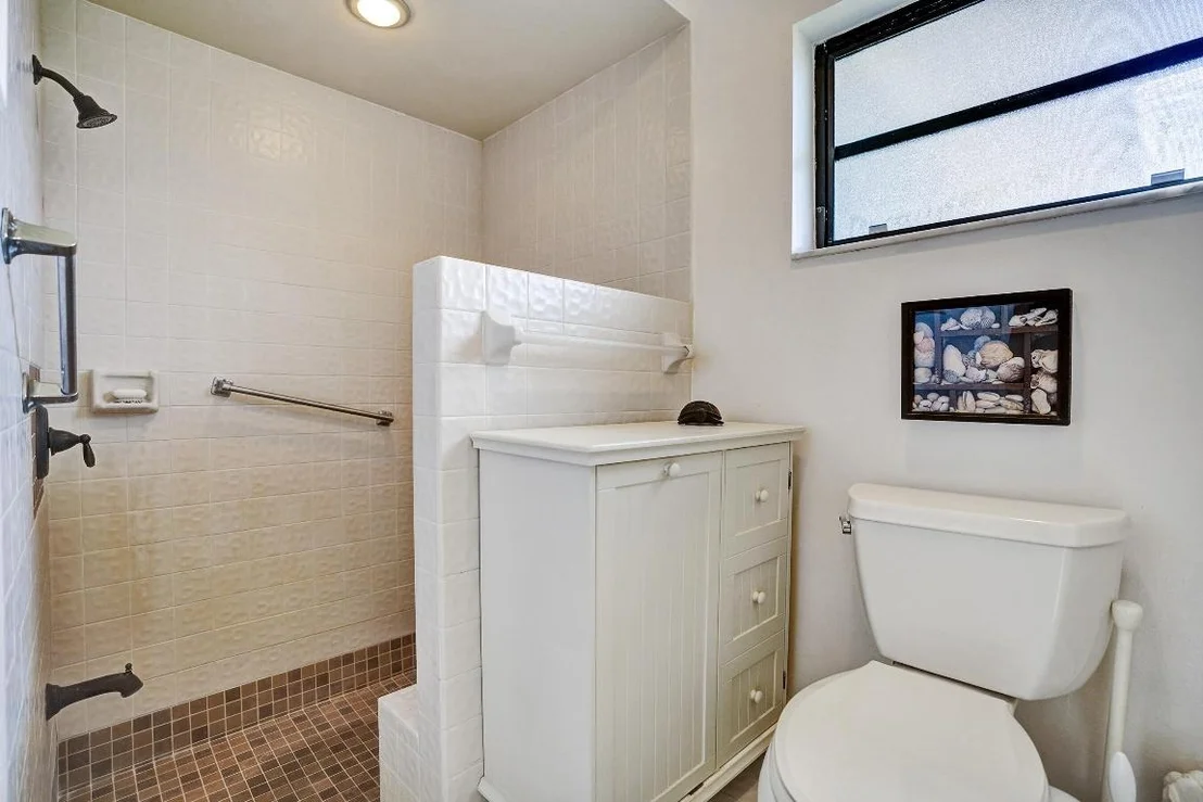 Photo of 6010 Petaluma Drive