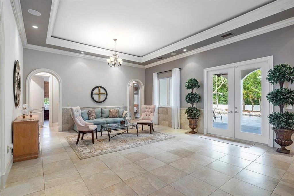 Photo of 804 Marbella Lane E