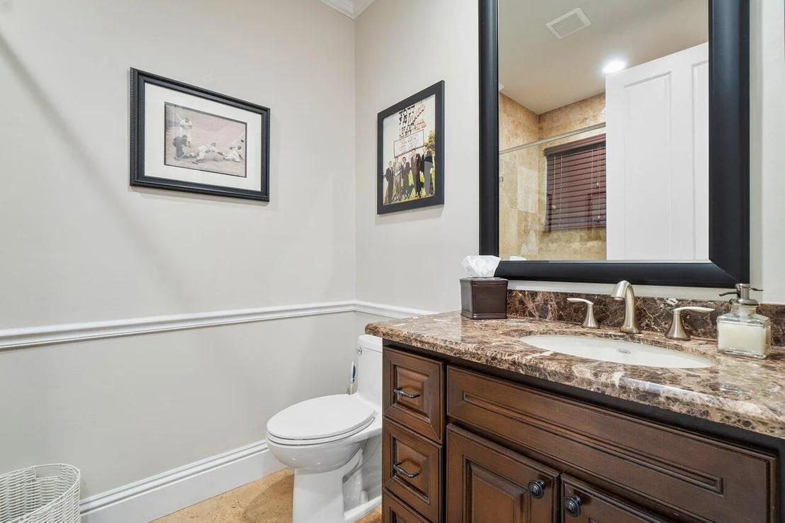 Photo of 5818 Windsor Terrace