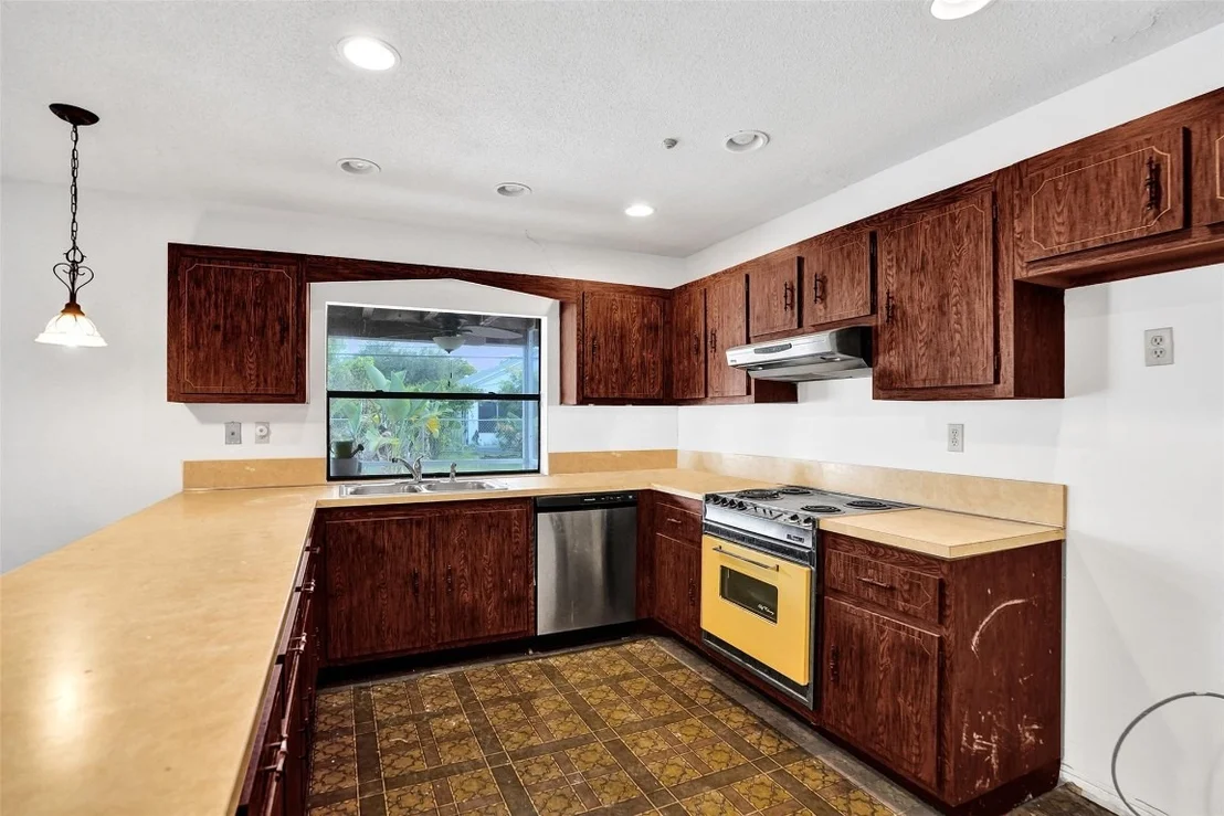 Photo of 65 W Palm Drive