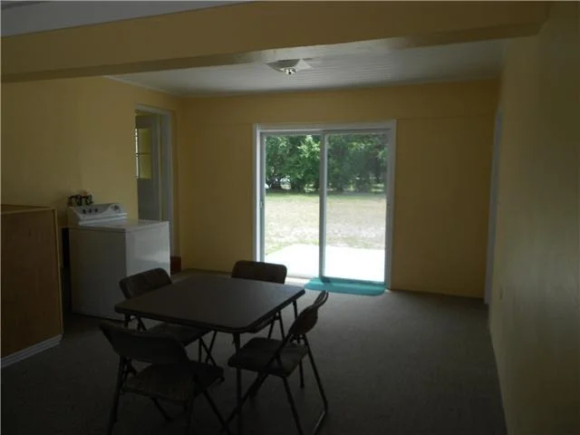 Photo of 1127 Colonial Road