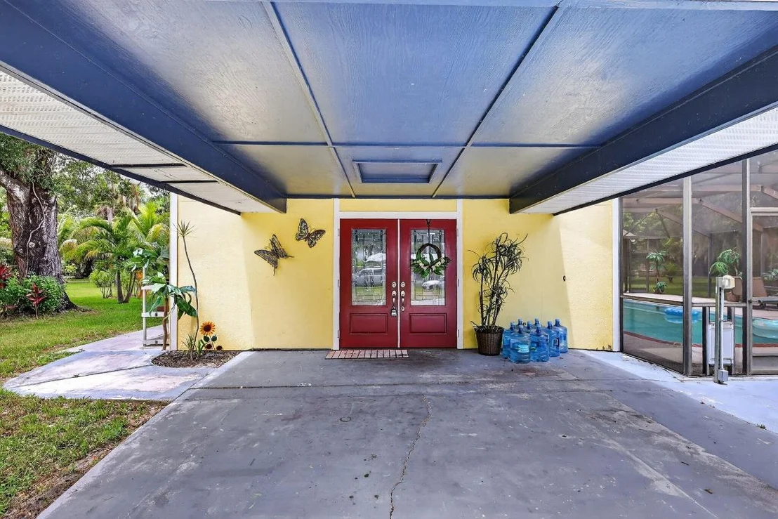 Photo of 600 Gopher Hill Road