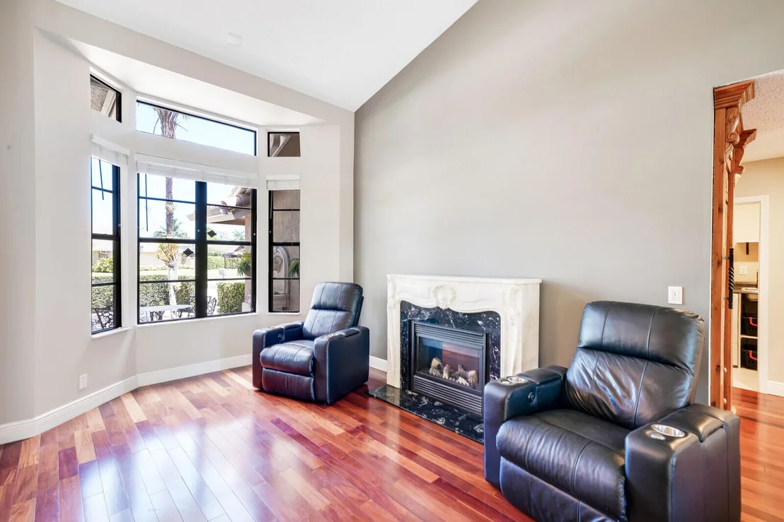 Photo of 818 Ivy Drive