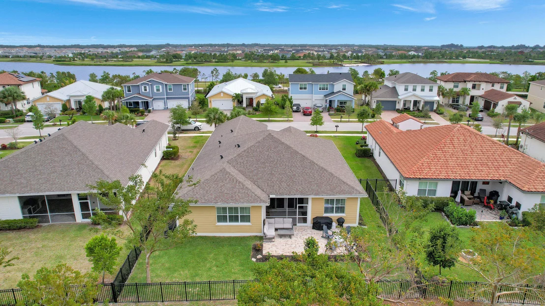 Photo of 1121 Sterling Pine Place