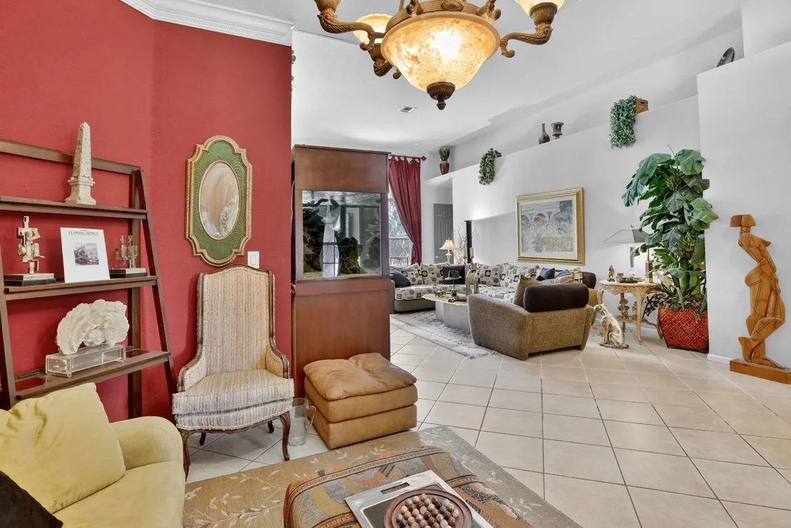 Photo of 8106 N Savannah Circle