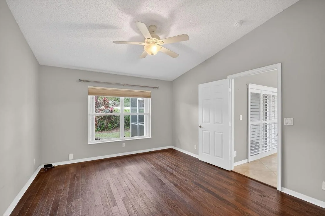 Photo of 8492 Logia Circle
